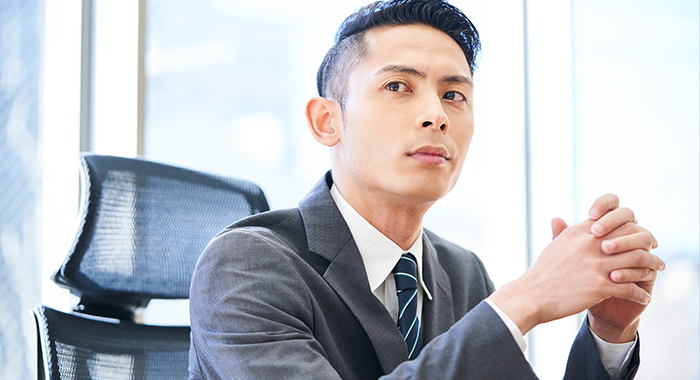 転職後の平均年収は800万円以上!